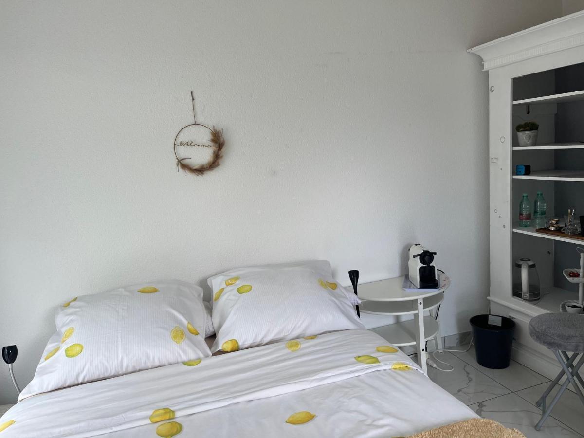 Au Bord De L'Eau Apartment Orpund Ngoại thất bức ảnh
